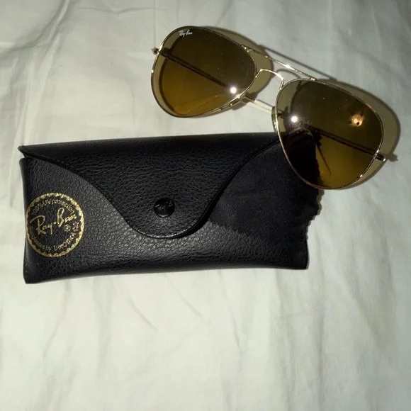 Ray-Ban Aviator Gradient Sunglasses - Picture 3 of 7